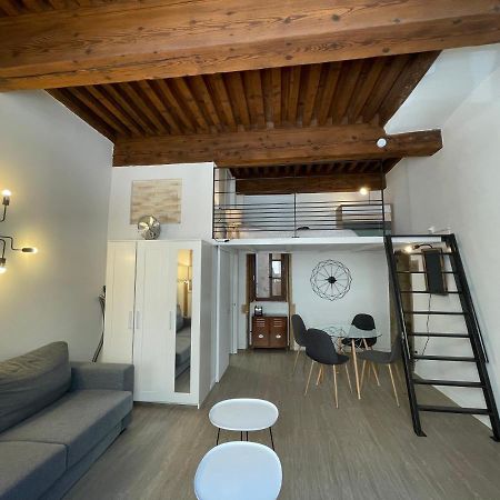 Appartement Cosy Au Coeur Du Vieux Lyon Exterior photo